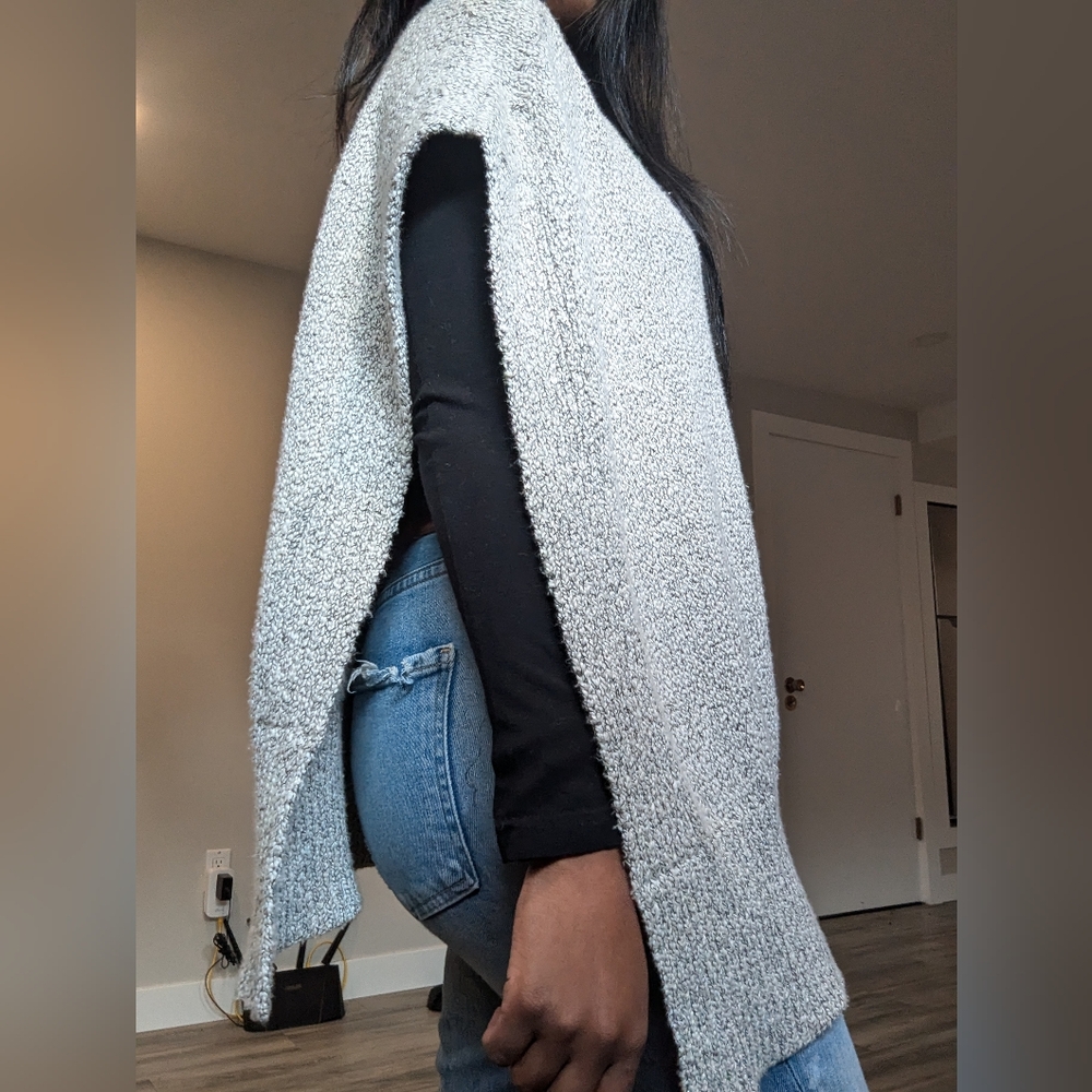COMMUNITY Knit Sleeveless Cape Sweater